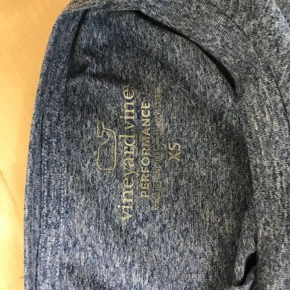 VINEYARD VINES - MEN'S XS -BLUE CREW NECK LONG SLEEVE PERFORMANCE T-SHIRT - Picture 7 of 7